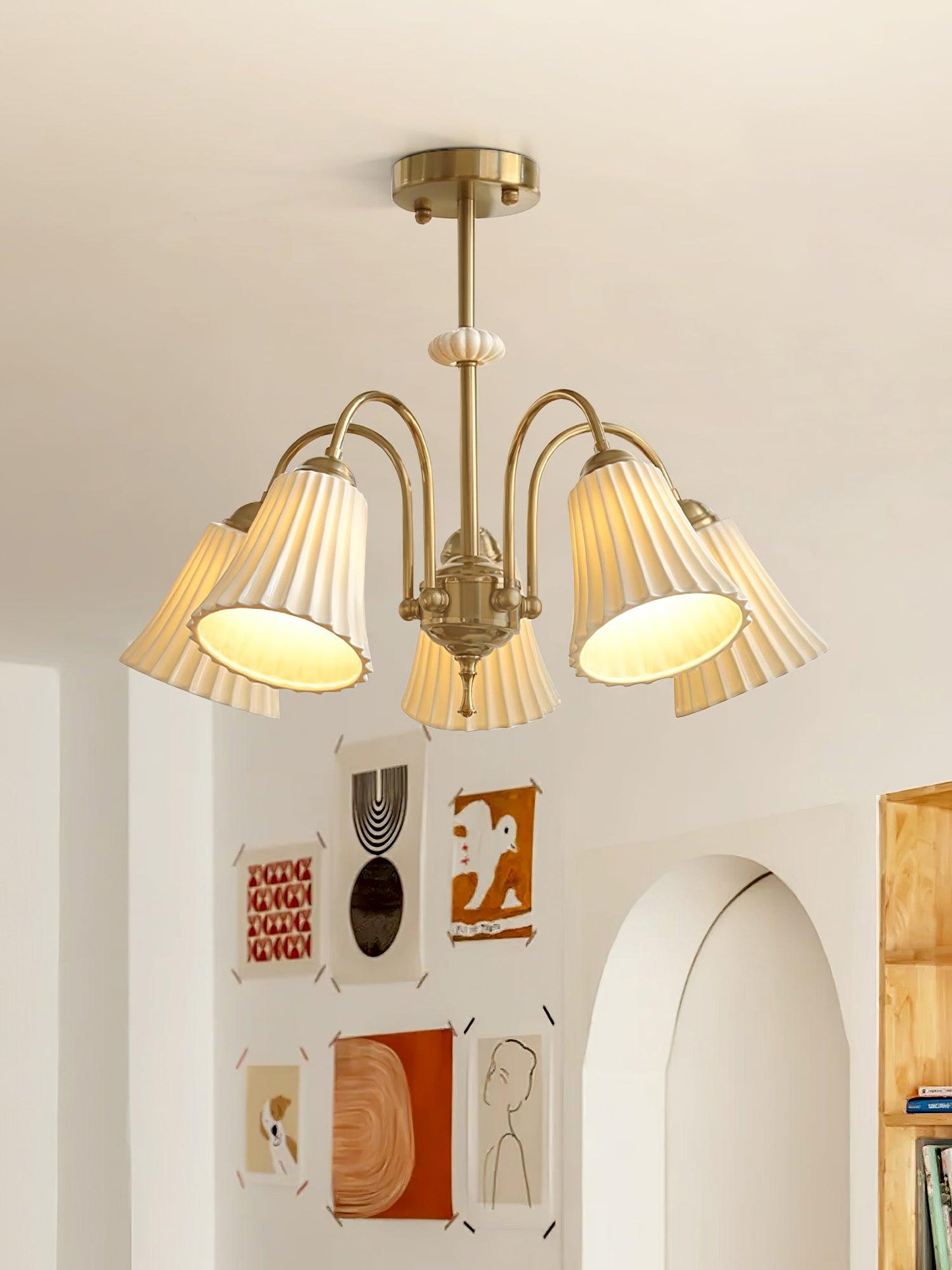 Medieval Ceramic Trumpet Chandelier - Elegant Design with Adjustable H