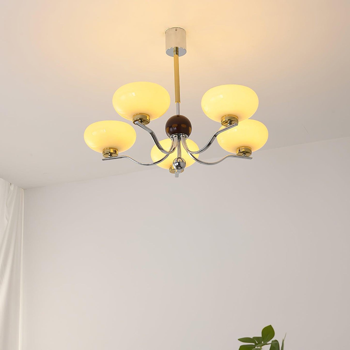 Gothic Glass Bowl Chandelier - Elegant Design with Adjustable Height