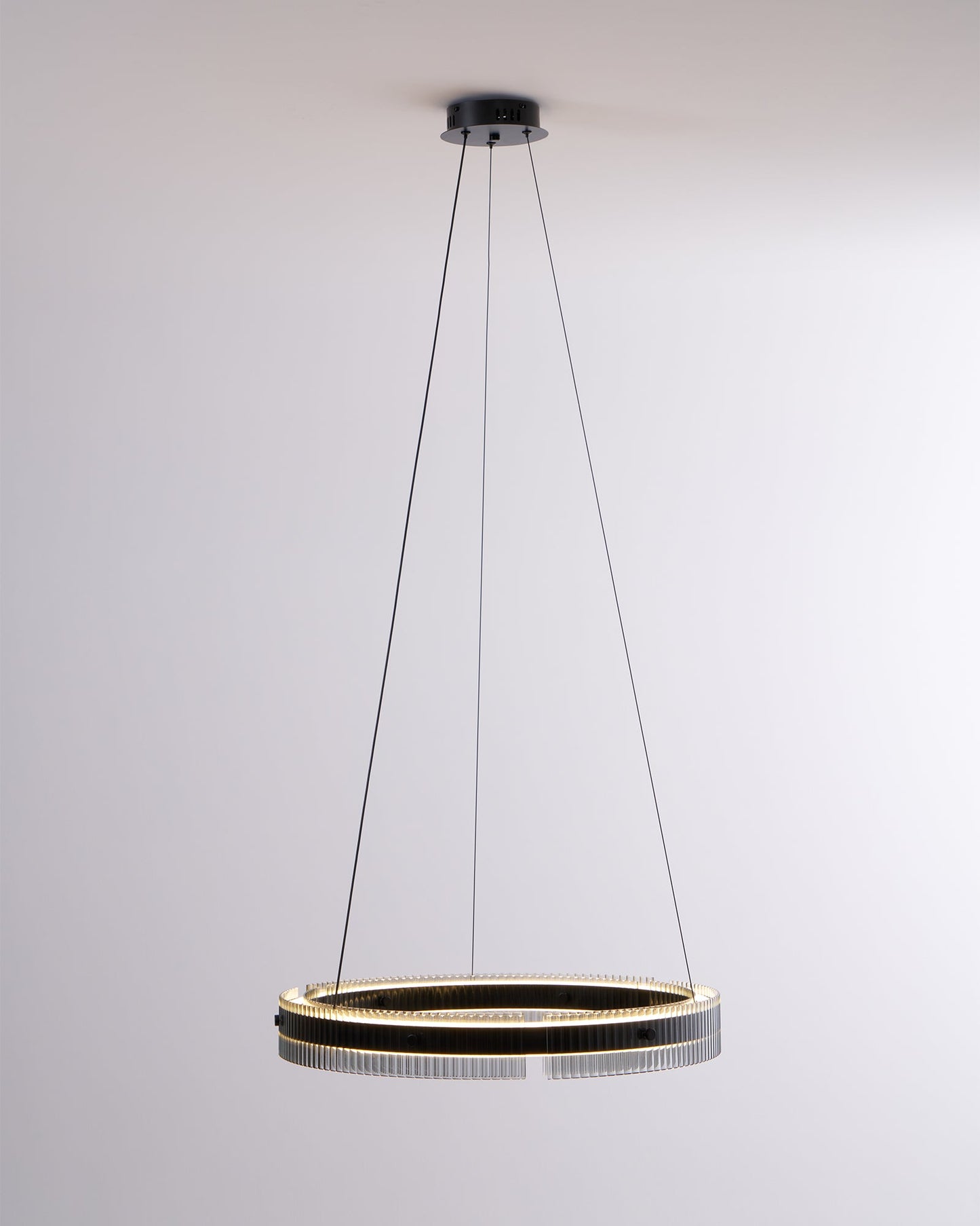Merope Chandelier - Elegant Crystal Design with Adjustable Brightness