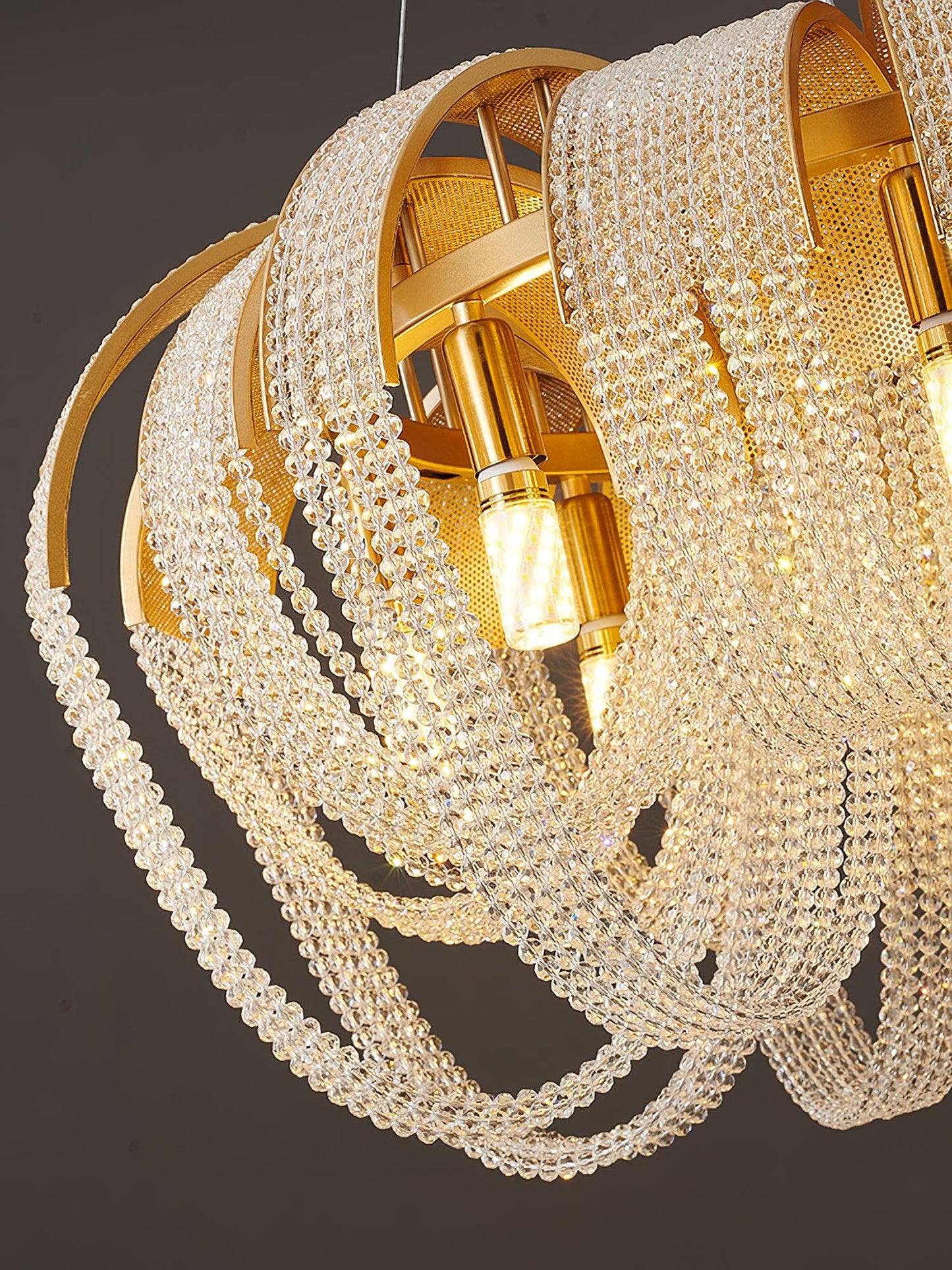 Elegant Mesh Crystal Chandelier with Adjustable Height & Energy-Effici