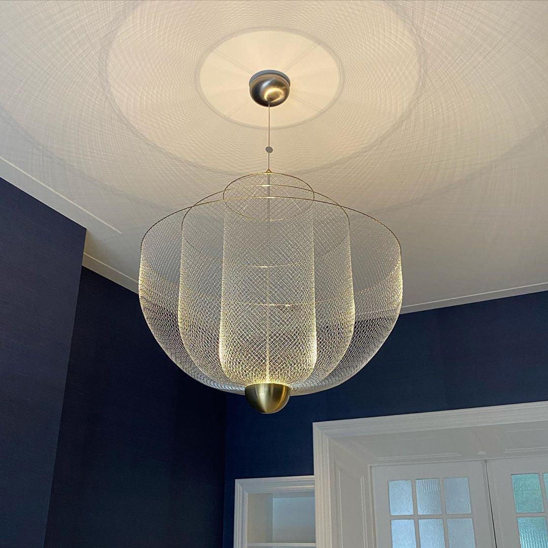 Meshmatics Modern Hanging Lamp with Adjustable Height & LED Bulbs