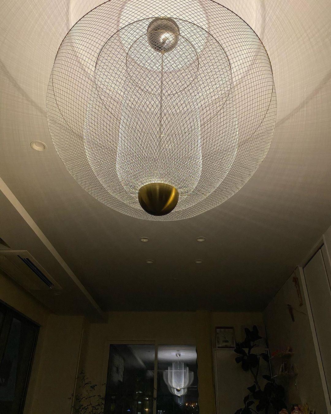 Meshmatics Modern Hanging Lamp with Adjustable Height & LED Bulbs