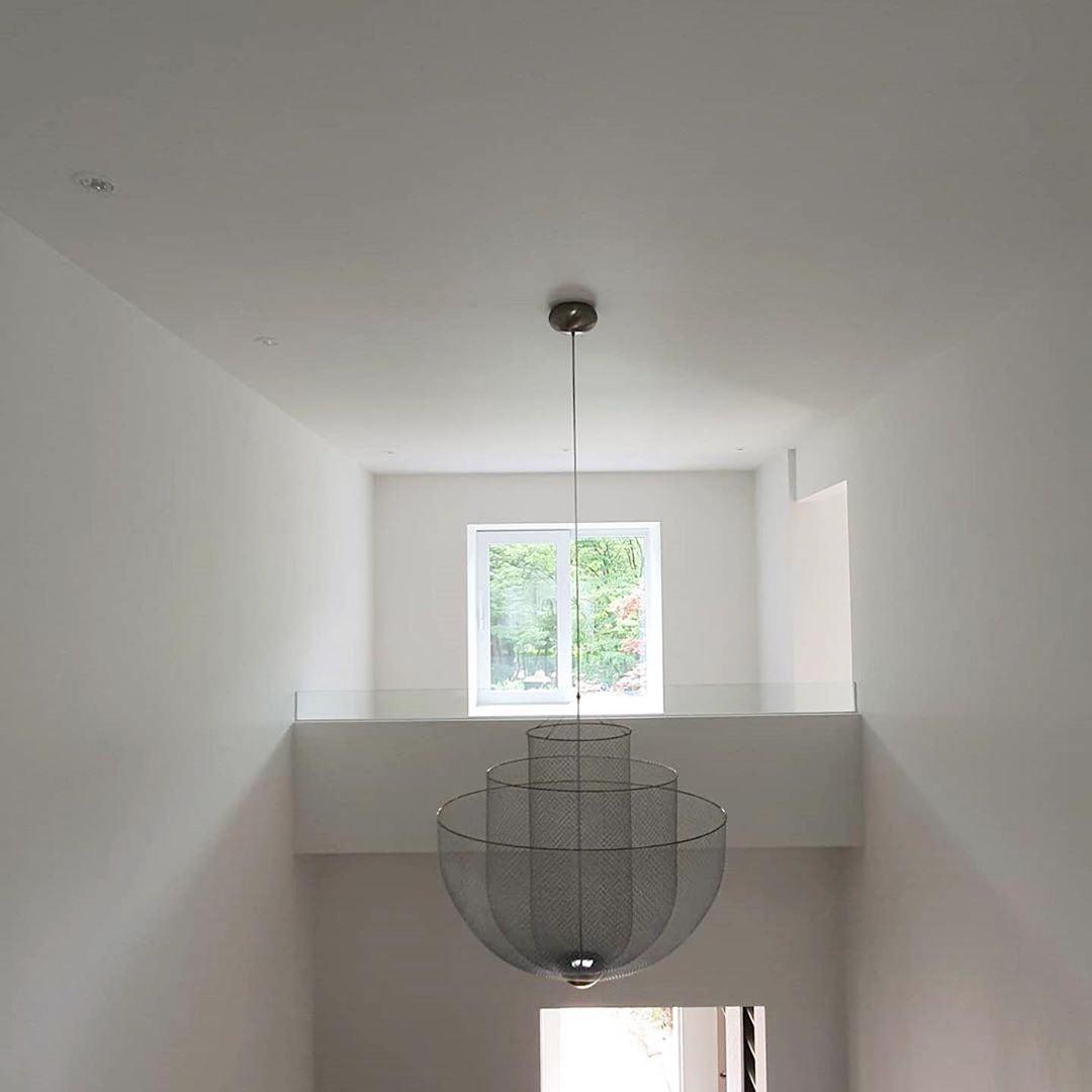 Meshmatics Modern Hanging Lamp with Adjustable Height & LED Bulbs