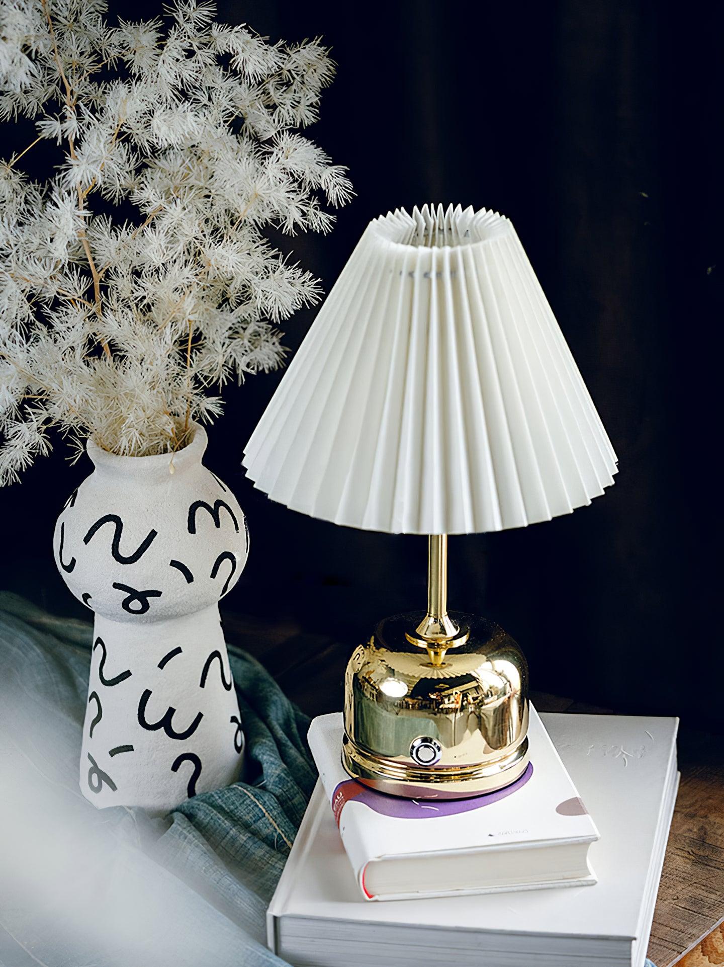 Antique Metal Table Lamp with Adjustable Brightness and Elegant Design