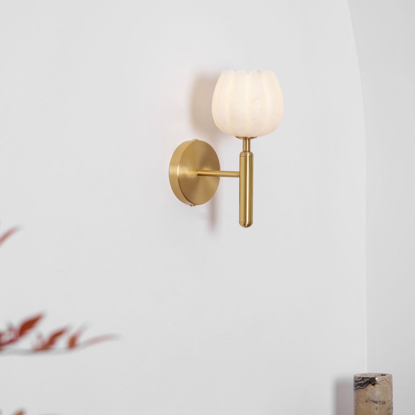 Mian Alabaster Wall Lamp - Elegant Design with Soft Glow & Easy Instal