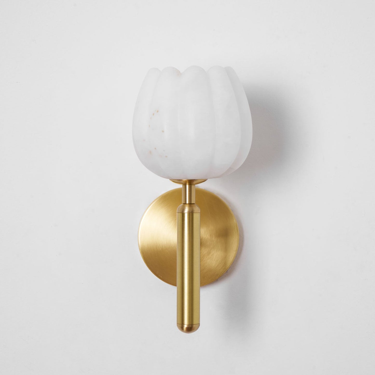 Mian Alabaster Wall Lamp - Elegant Design with Soft Glow & Easy Instal