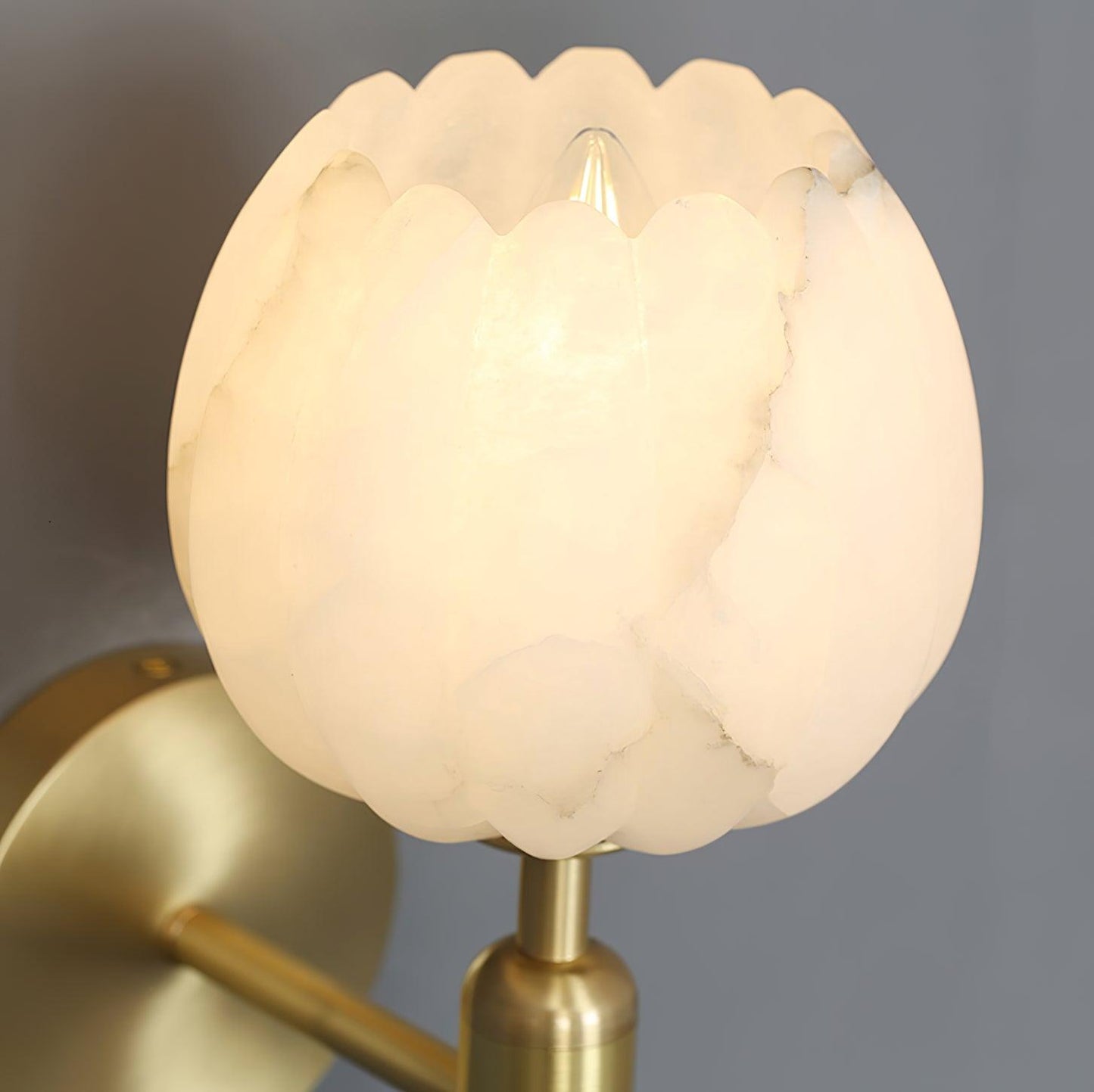 Mian Alabaster Wall Lamp - Elegant Design with Soft Glow & Easy Instal