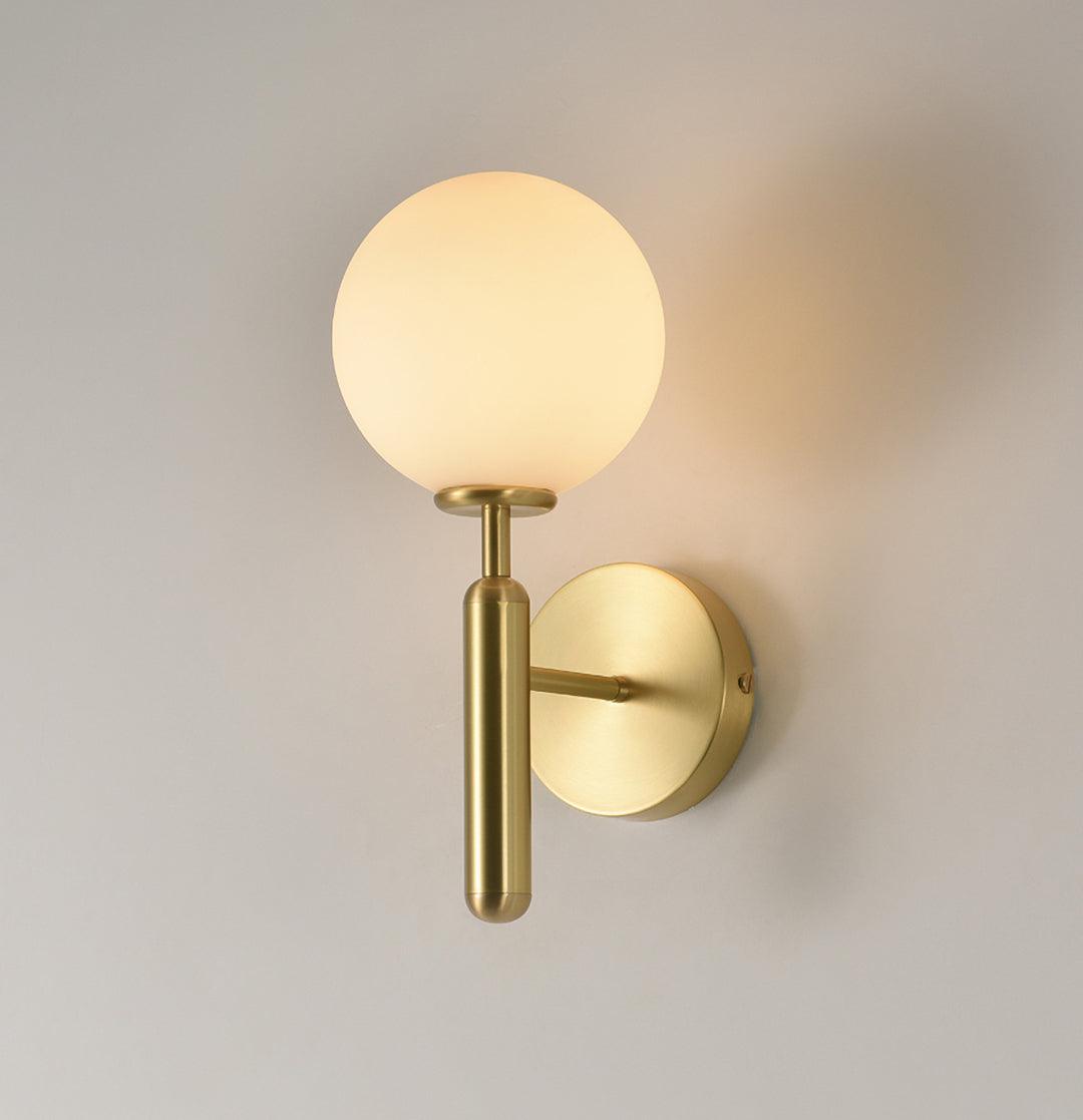 Nordica Wall Lamp - Adjustable Angle, Energy-Efficient LED Lighting