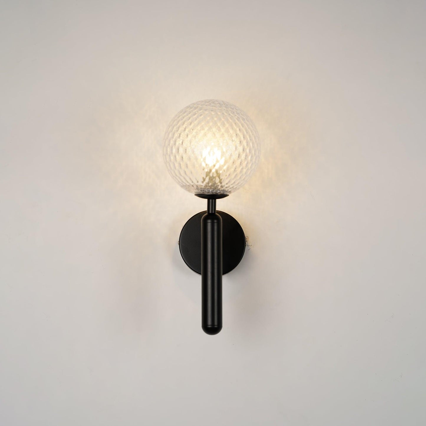 Nordica Wall Lamp - Adjustable Angle, Energy-Efficient LED Lighting