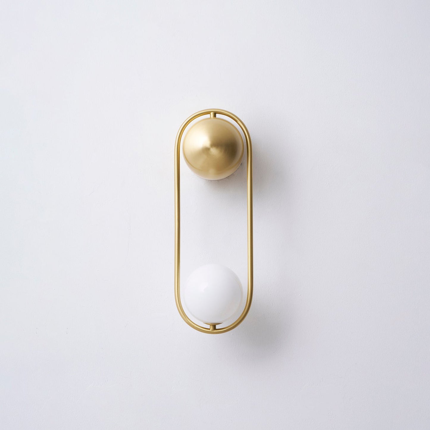 Mila Wall Lamp - Adjustable Brightness & Energy-Efficient LED Design