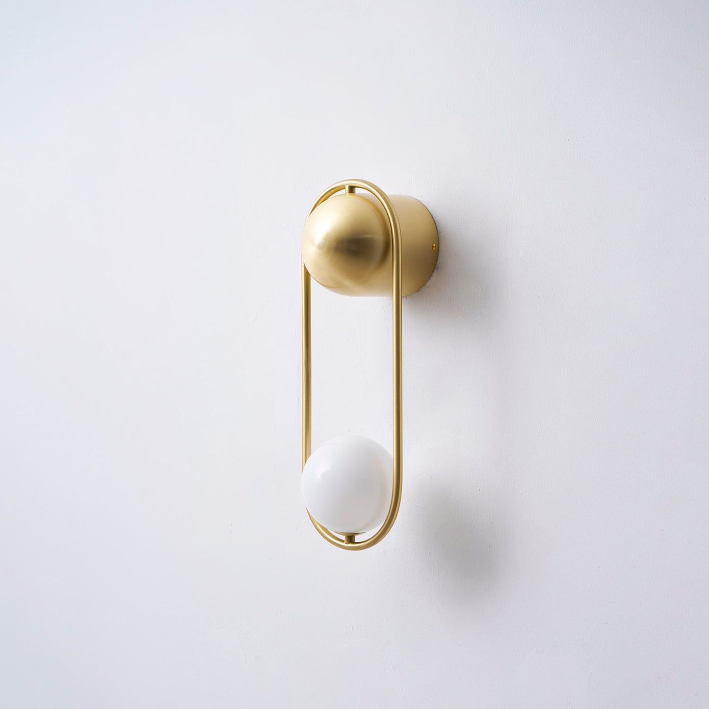 Mila Wall Lamp - Adjustable Brightness & Energy-Efficient LED Design