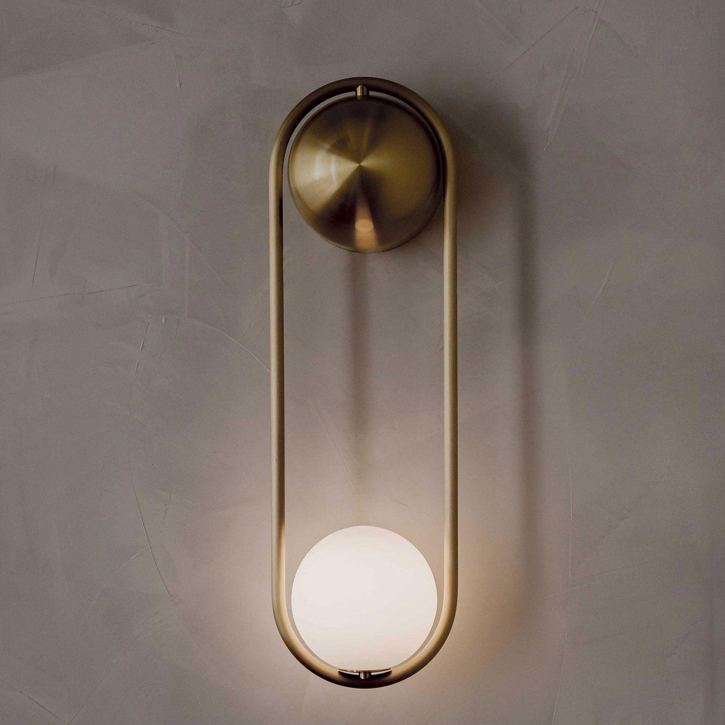 Mila Wall Lamp - Adjustable Brightness & Energy-Efficient LED Design