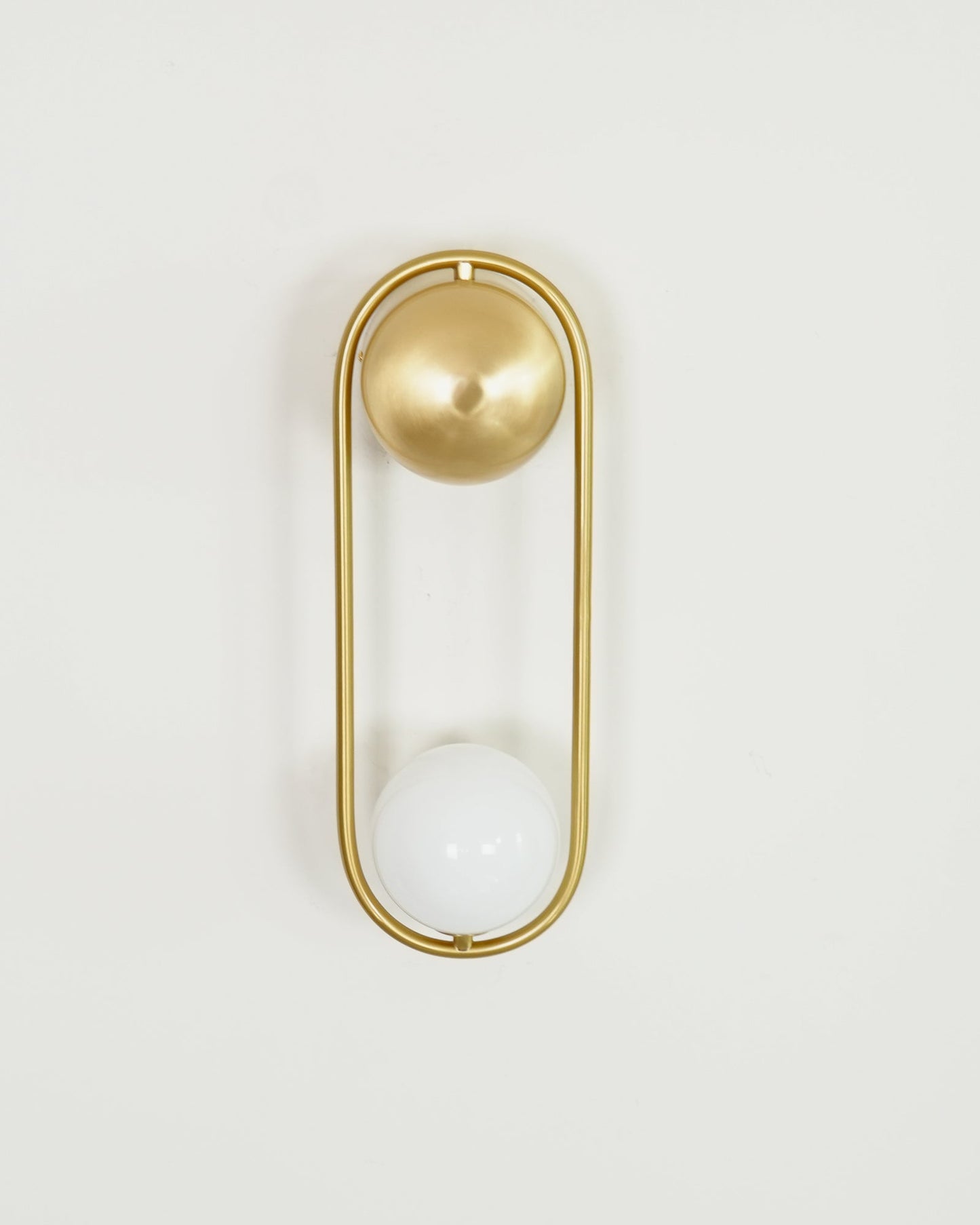 Mila Wall Lamp - Adjustable Brightness & Energy-Efficient LED Design