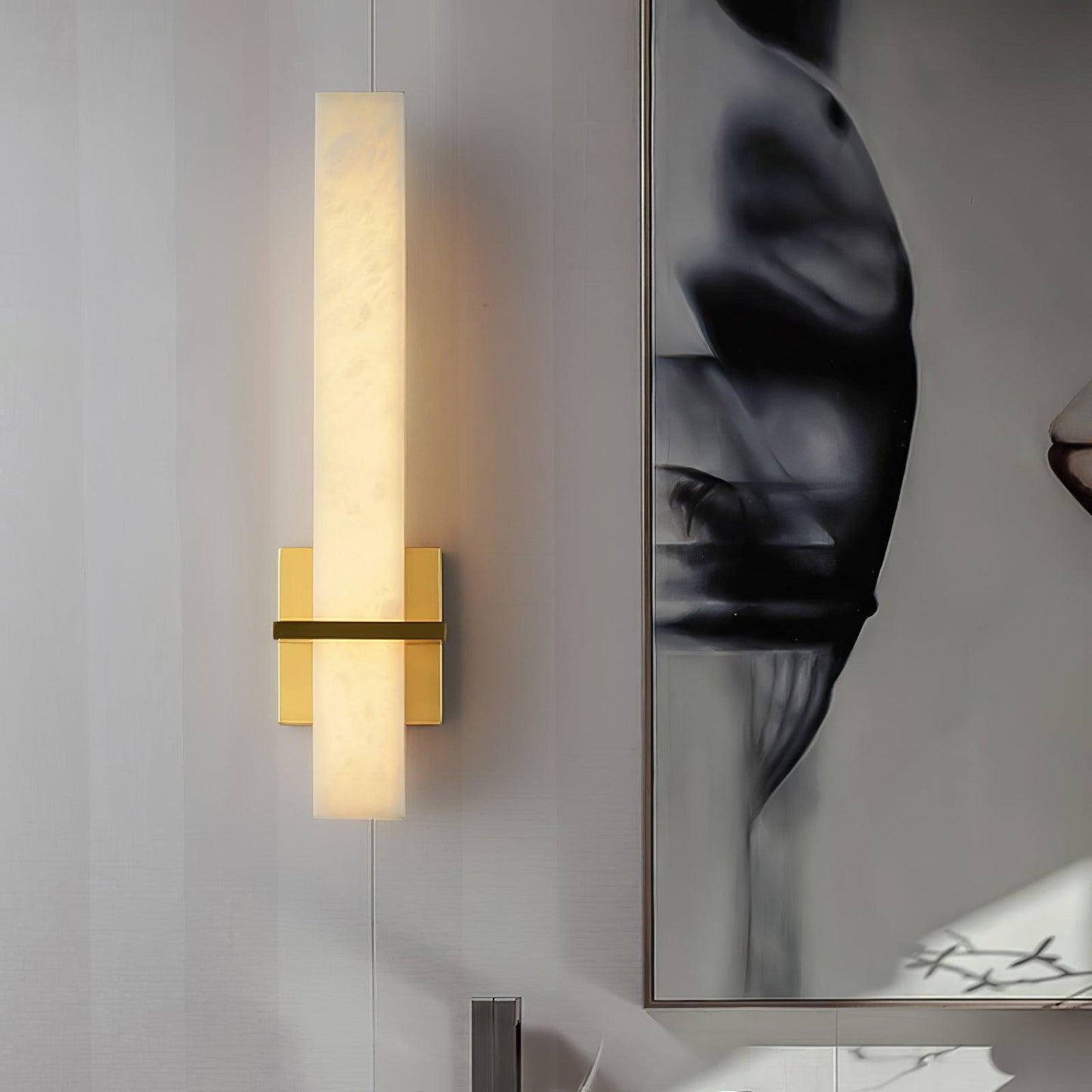 Milan Alabaster Wall Sconce - Elegant Design with Adjustable Brightnes