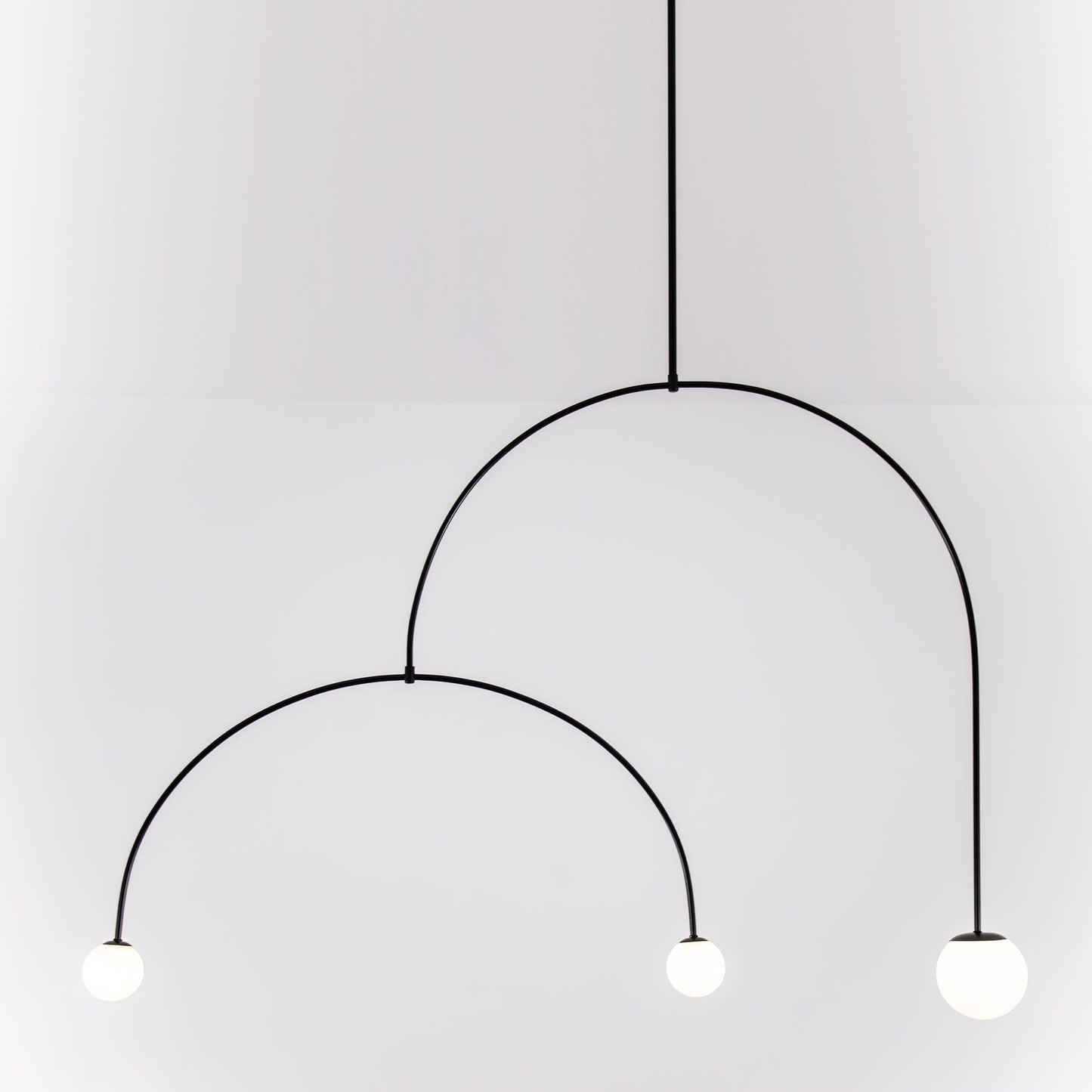 Mobile Chandelier with Adjustable Height and LED Lighting Features