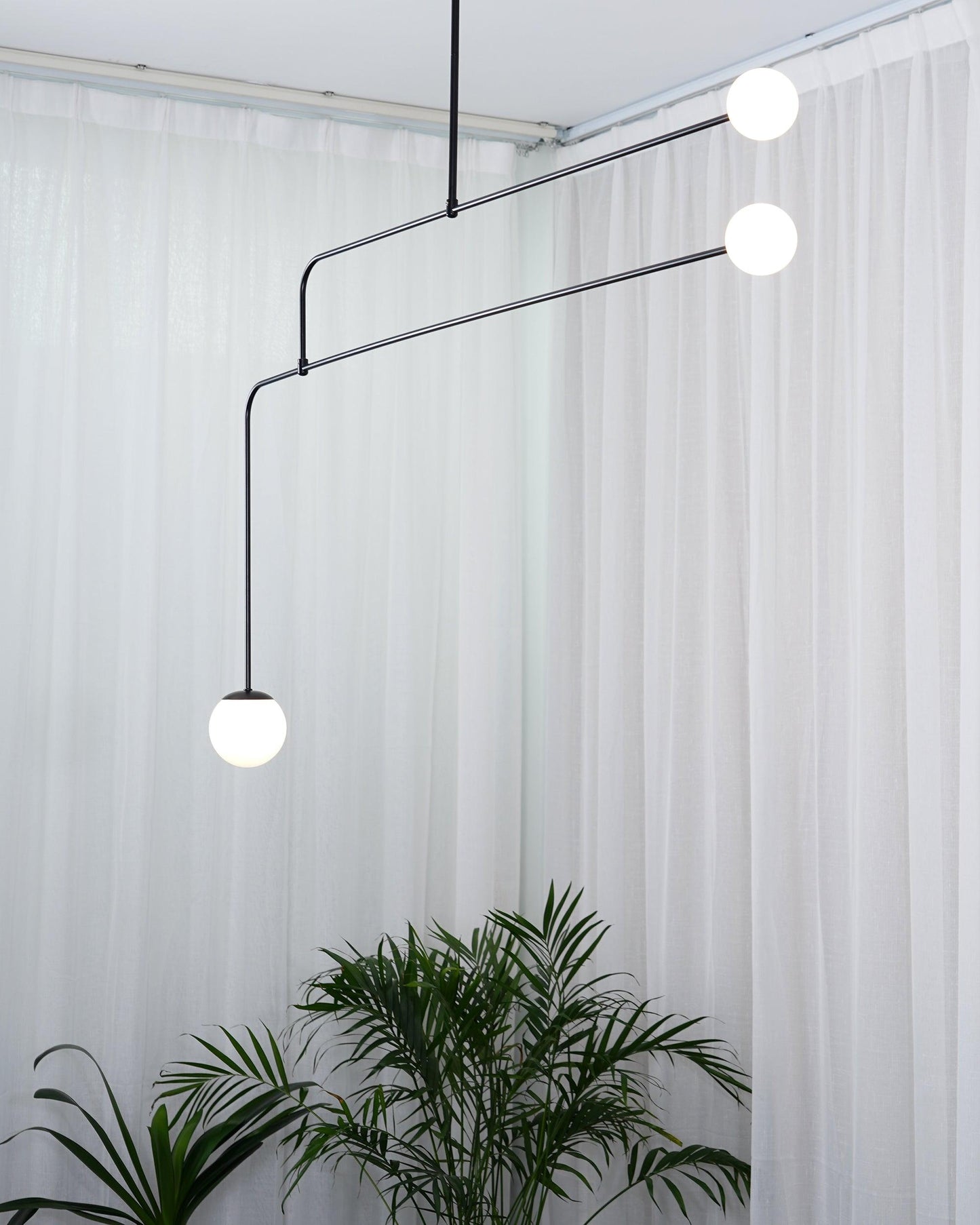 Mobile Chandelier with Adjustable Height and LED Lighting Features