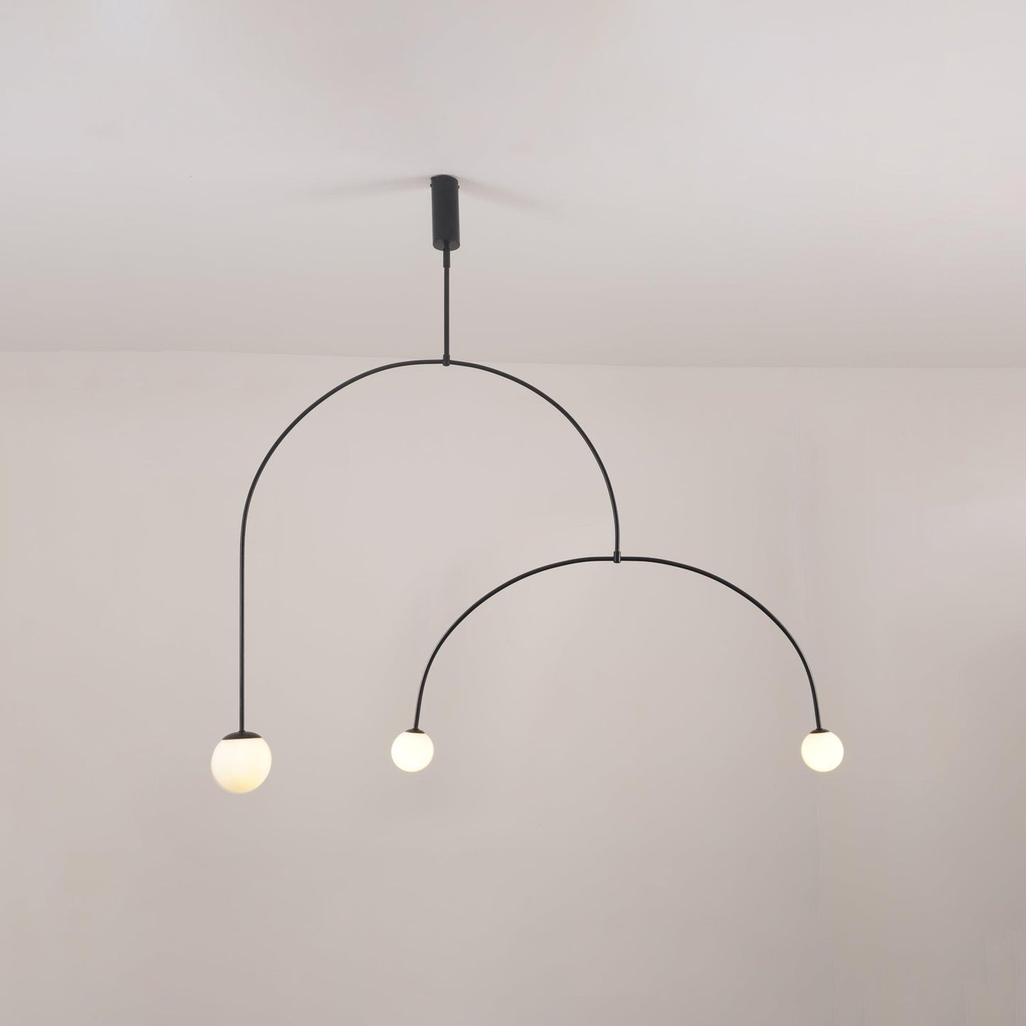 Mobile Chandelier with Adjustable Height and LED Lighting Features