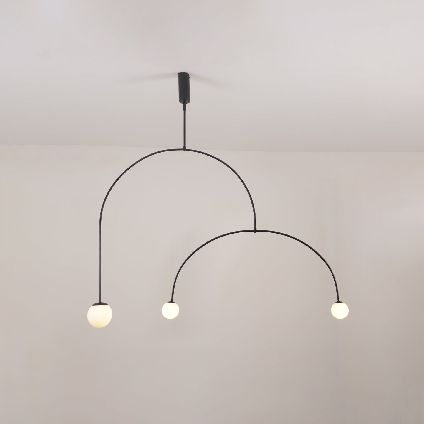 Mobile Chandelier with Adjustable Height and LED Lighting Features
