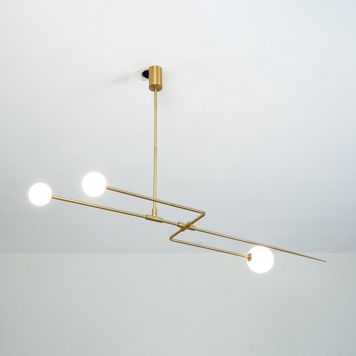 Mobile Chandelier with Adjustable Height and LED Lighting Features