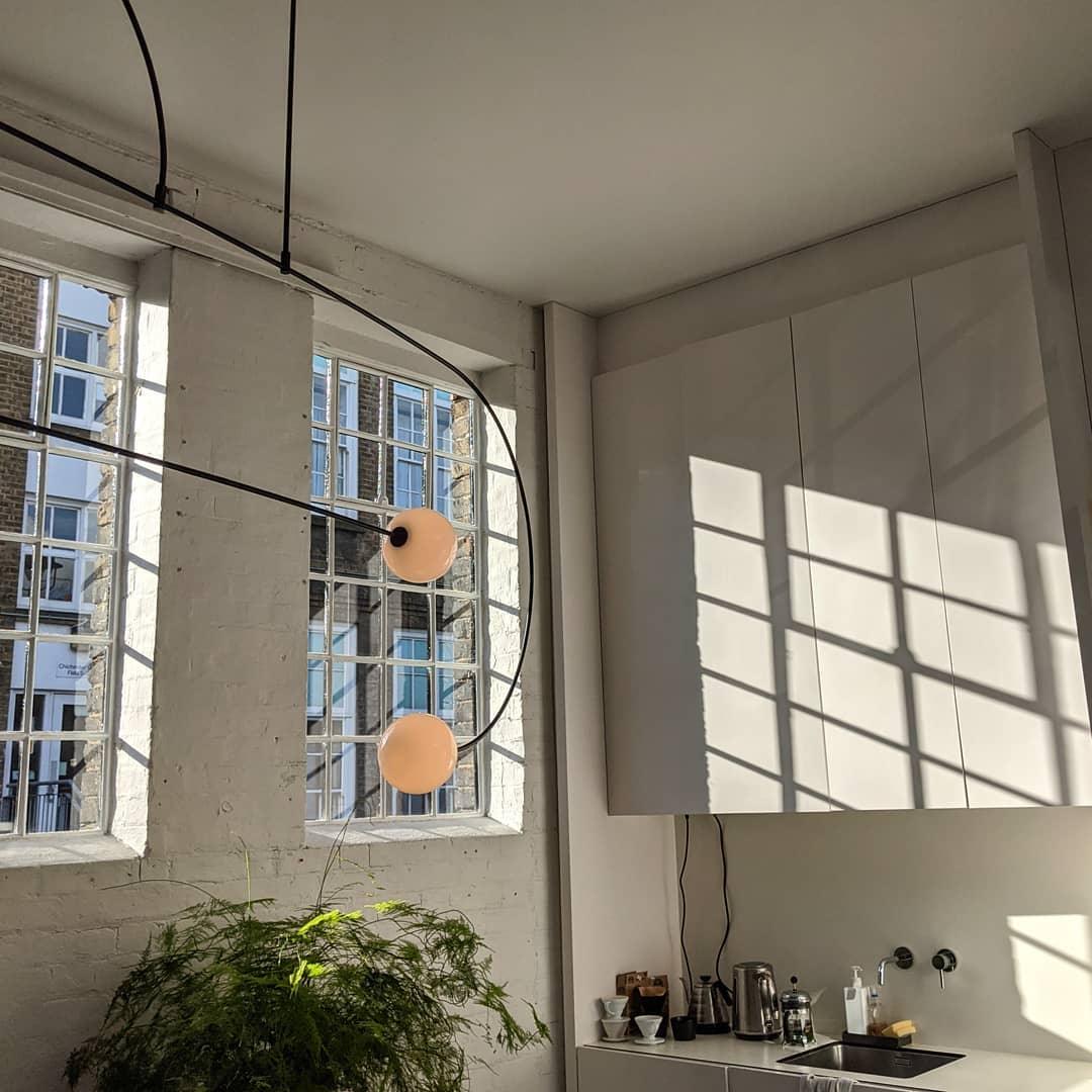 Mobile Chandelier with Adjustable Height and LED Lighting Features