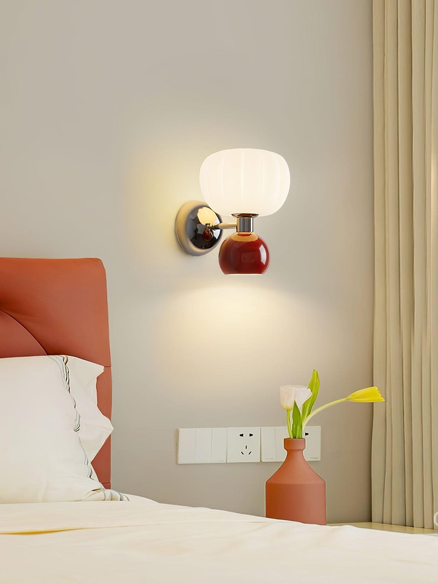 Moderno Cream Wall Sconce - Adjustable Light Direction, Energy Efficie