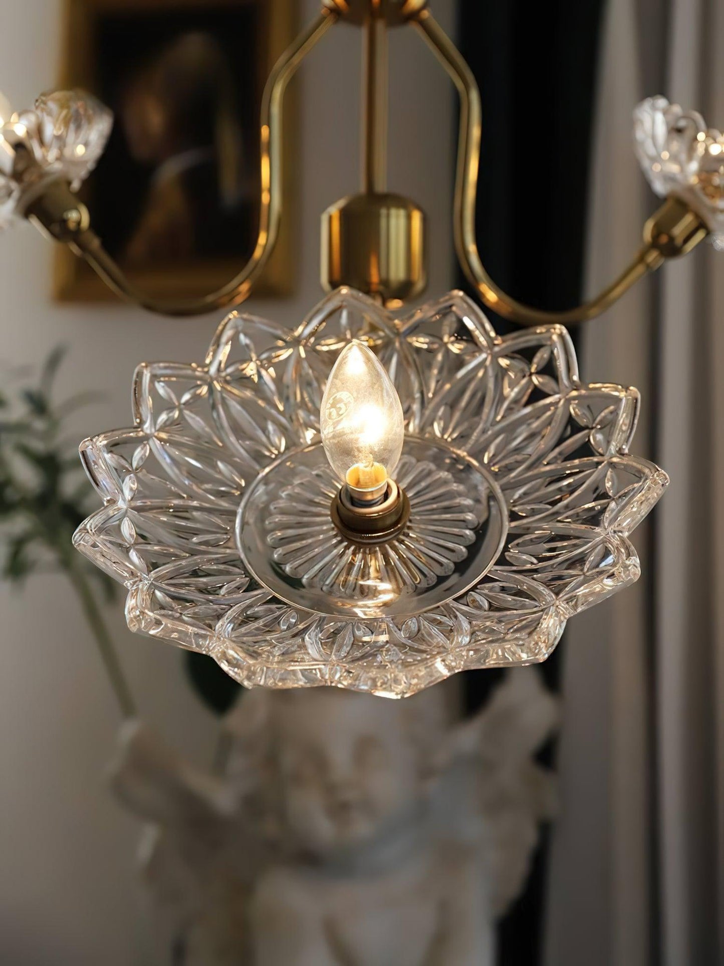 Elegant Crystal Chandelier with Adjustable Height and Dimmable Lightin