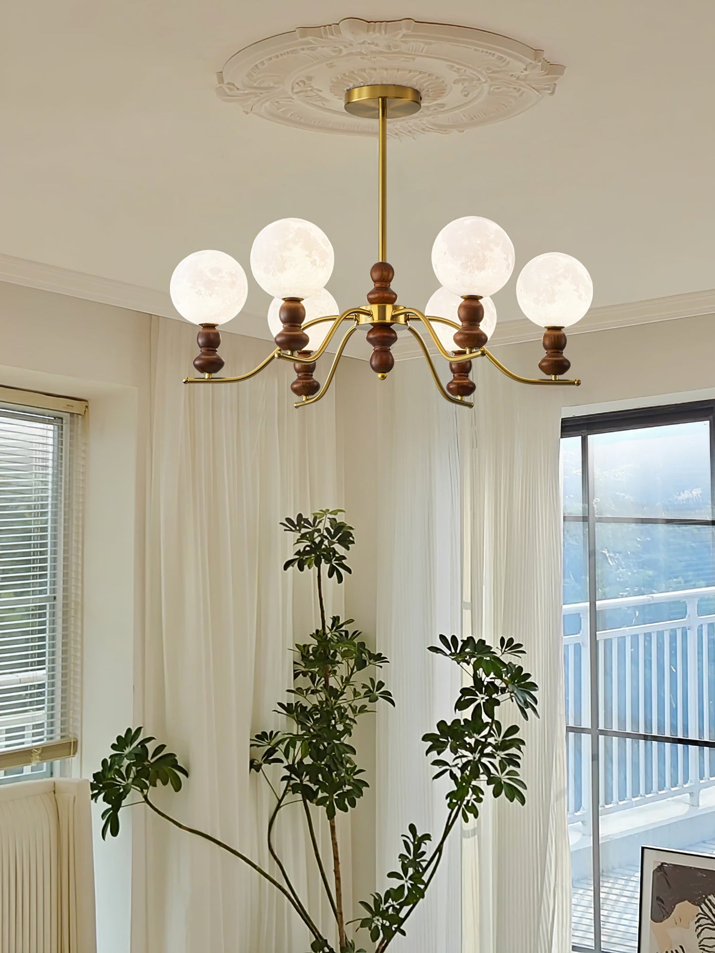 Moonlit Globe Chandelier - Elegant Lighting with Adjustable Brightness