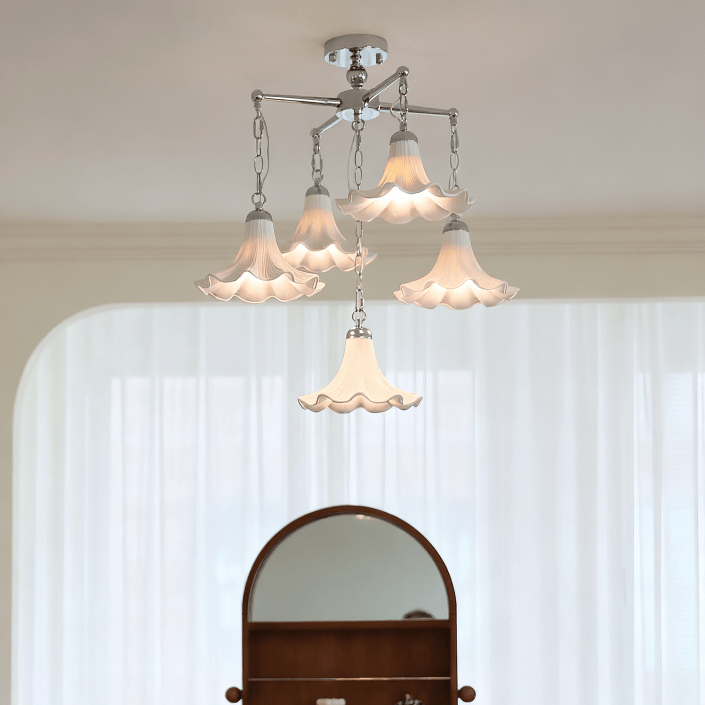 Mugena Bloom Chandelier - Elegant Design with Adjustable Brightness