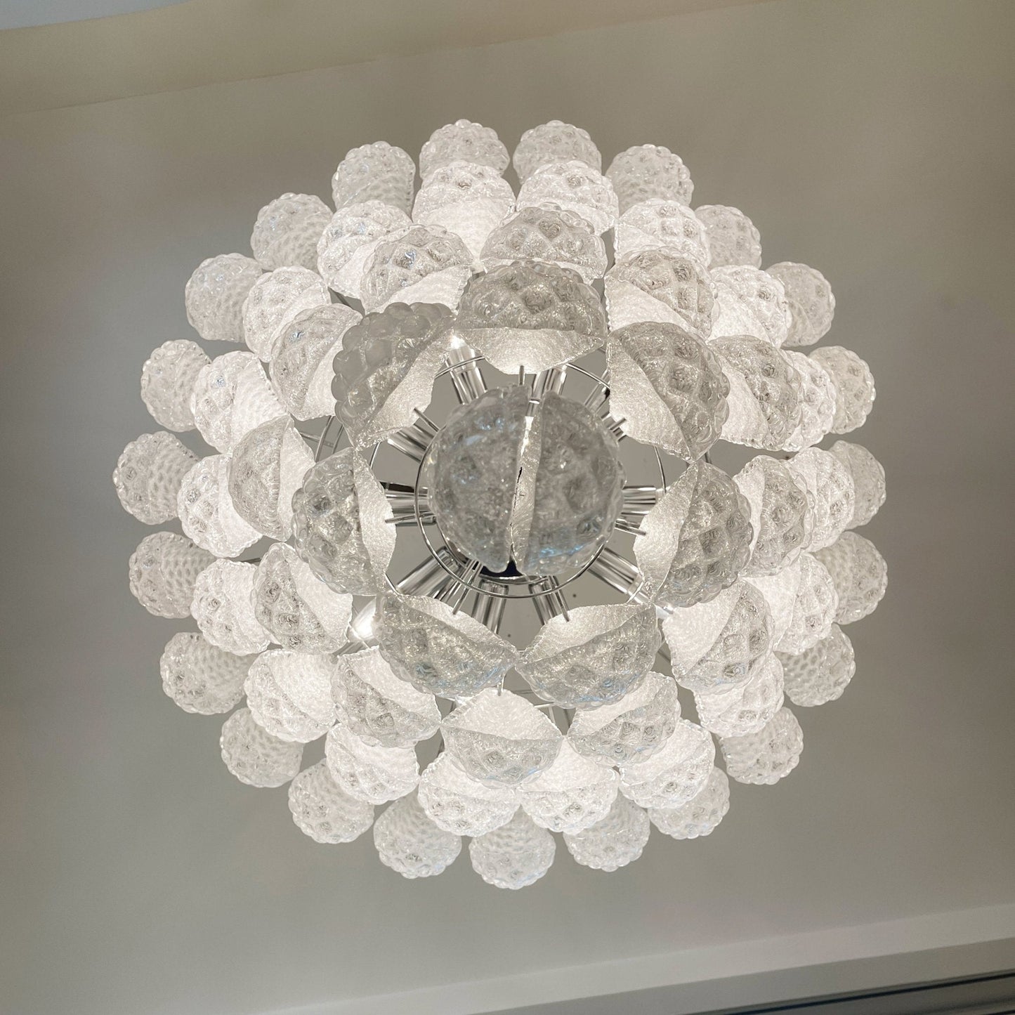 Elegant Glass Dewdrop Chandelier - Stunning Light Diffusion & Modern D