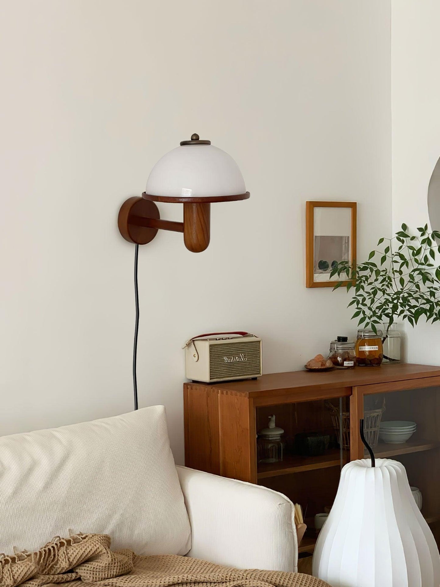 Mushroom Wood Wall Lamp - Adjustable Brightness, Eco-Friendly Design