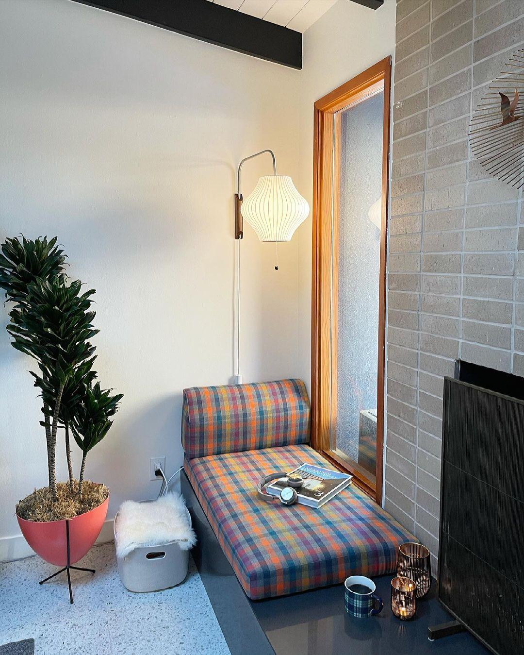 Bubble Ball Wall Sconce - Modern Design with LED Lighting & Adjustable