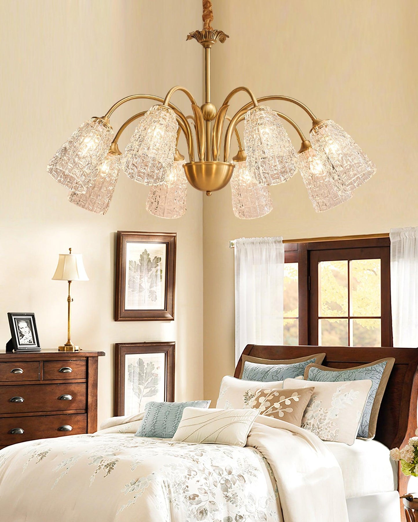 Nikoll Crystal Chandelier - Elegant Lighting with Adjustable Brightnes