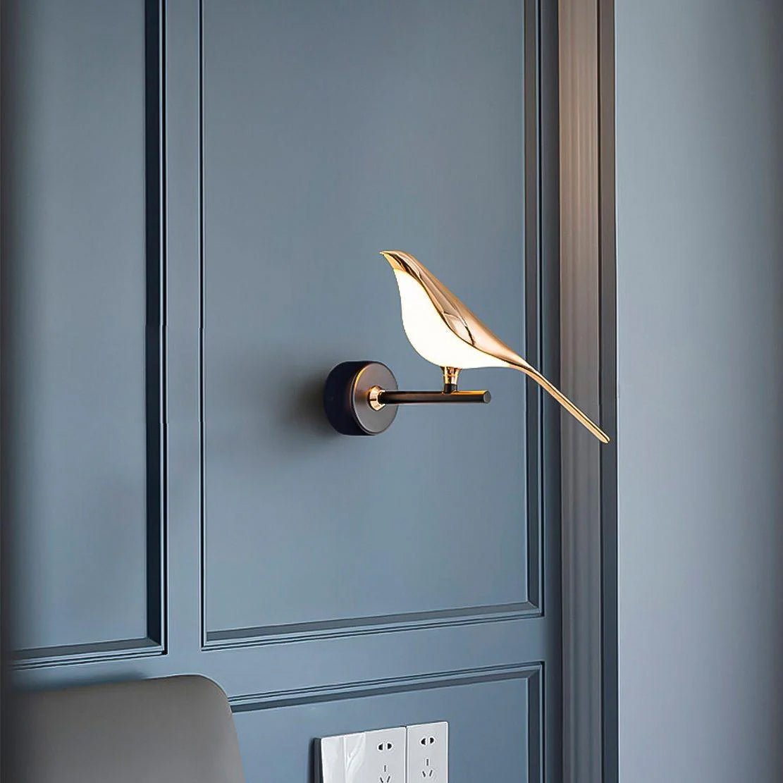 Nomi Plug-in Wall Lamp - Adjustable Brightness & Modern Design
