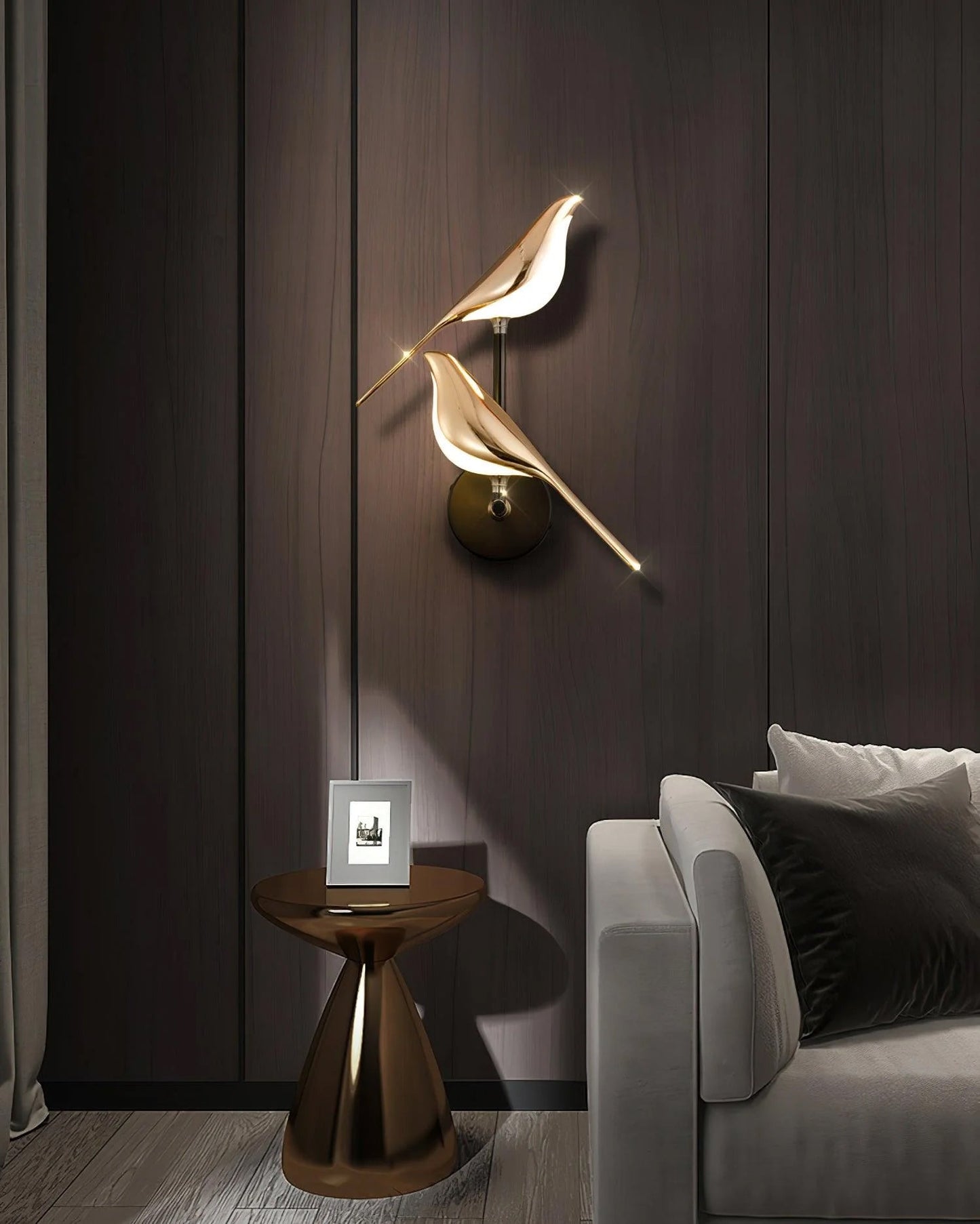 Nomi Plug-in Wall Lamp - Adjustable Brightness & Modern Design