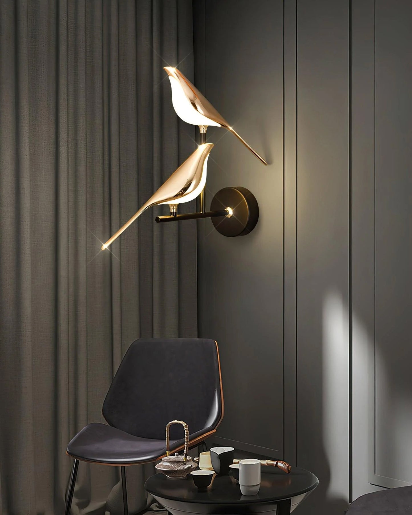 Nomi Plug-in Wall Lamp - Adjustable Brightness & Modern Design