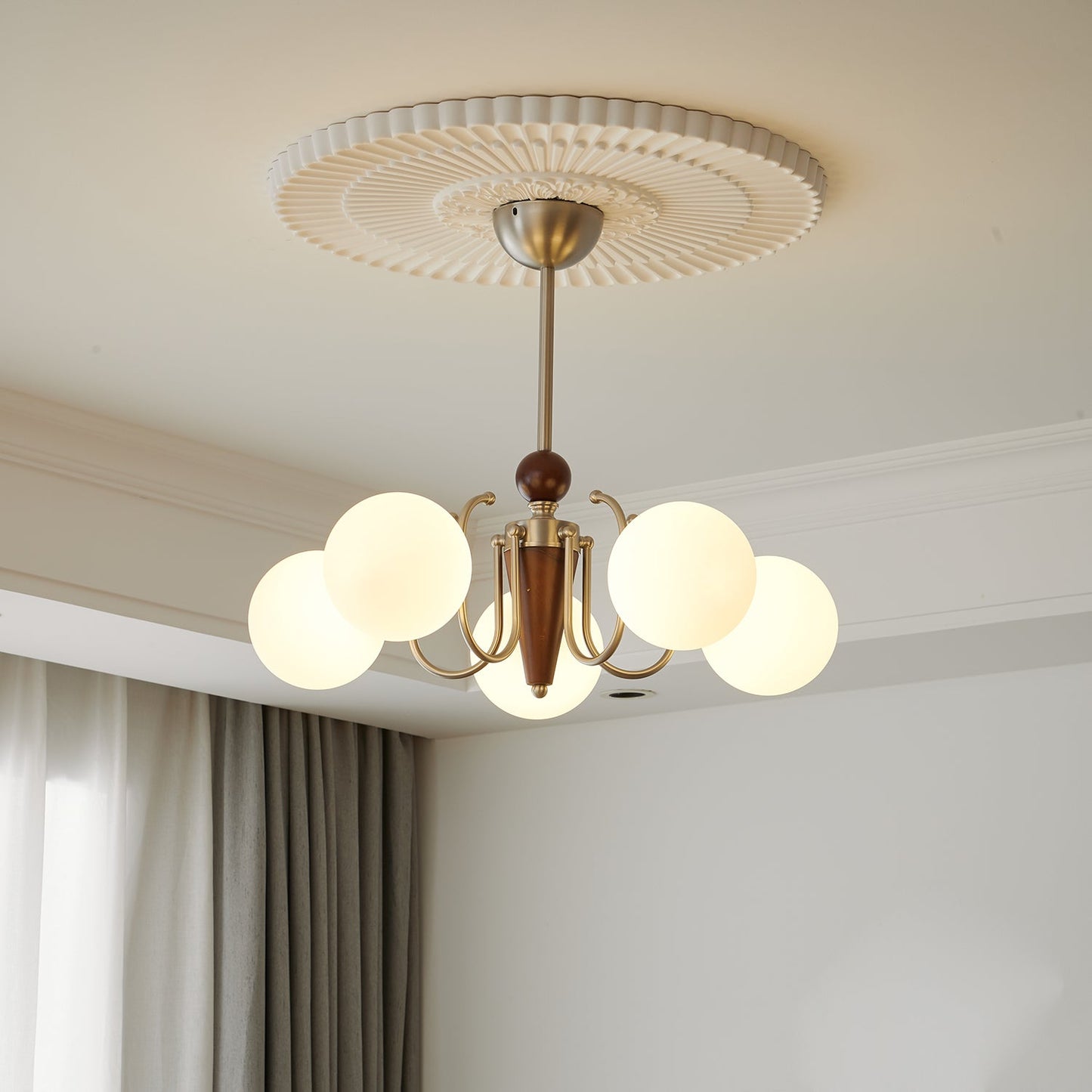 Nova Grove Modern Chandelier - Elegant Design, Adjustable Height