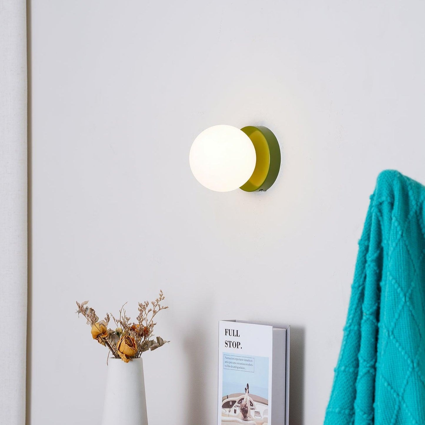 Nuvol Wall Lamp - Adjustable Brightness, Modern Design, Energy Efficie