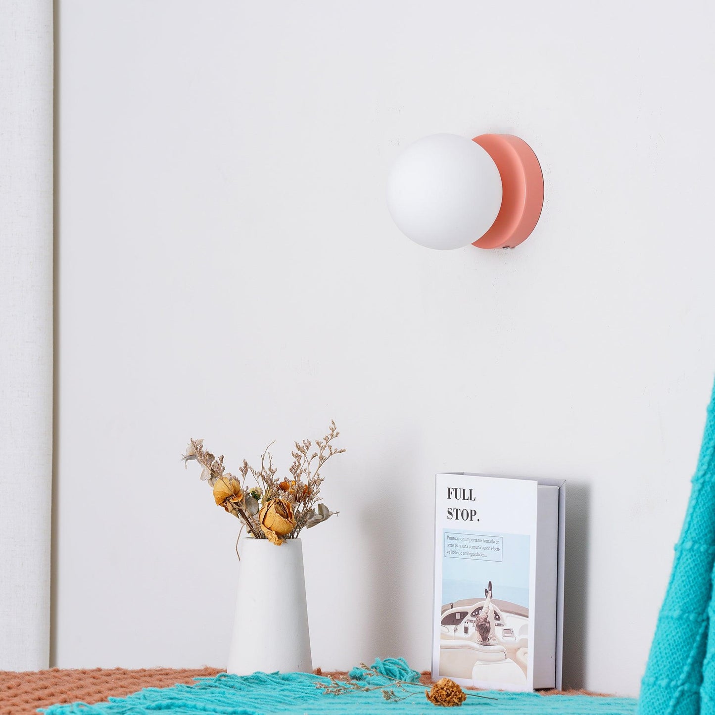 Nuvol Wall Lamp - Adjustable Brightness, Modern Design, Energy Efficie