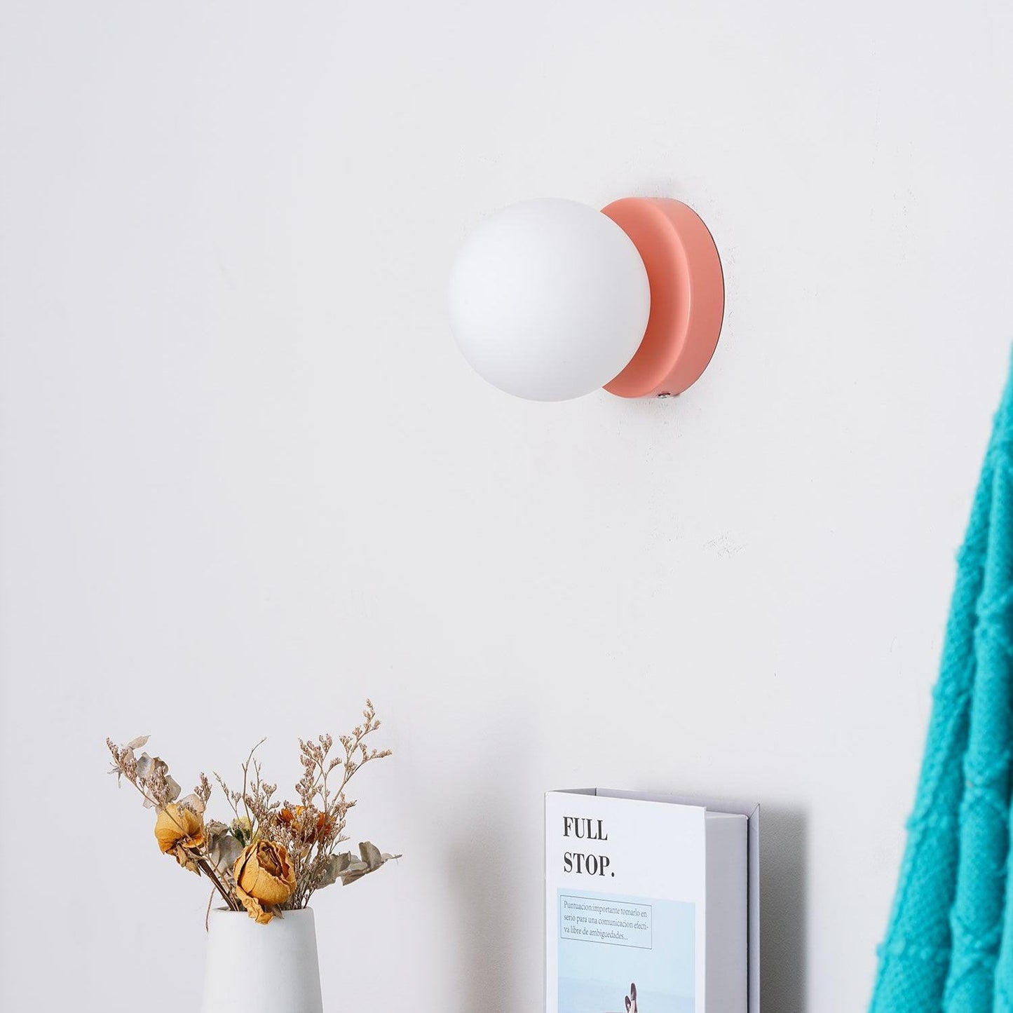 Nuvol Wall Lamp - Adjustable Brightness, Modern Design, Energy Efficie