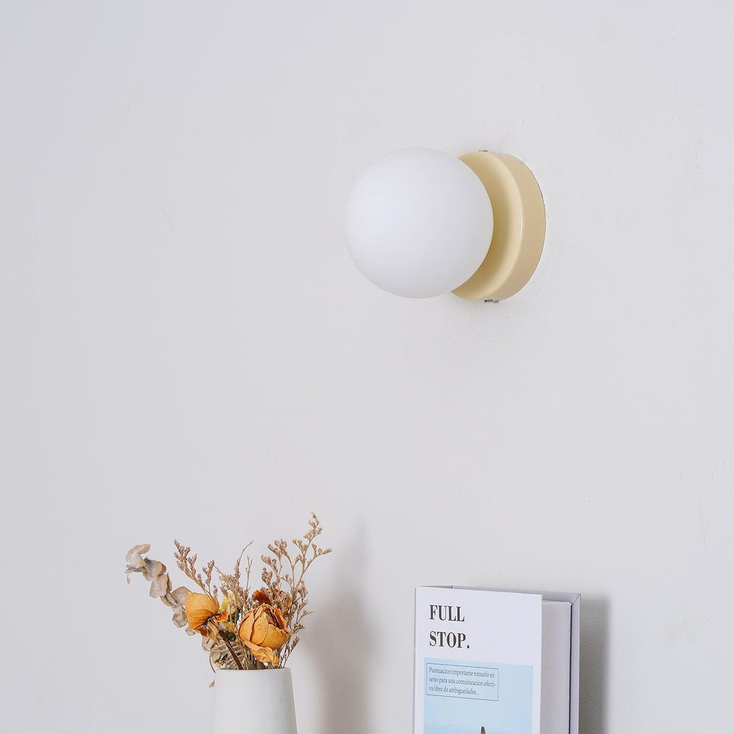 Nuvol Wall Lamp - Adjustable Brightness, Modern Design, Energy Efficie