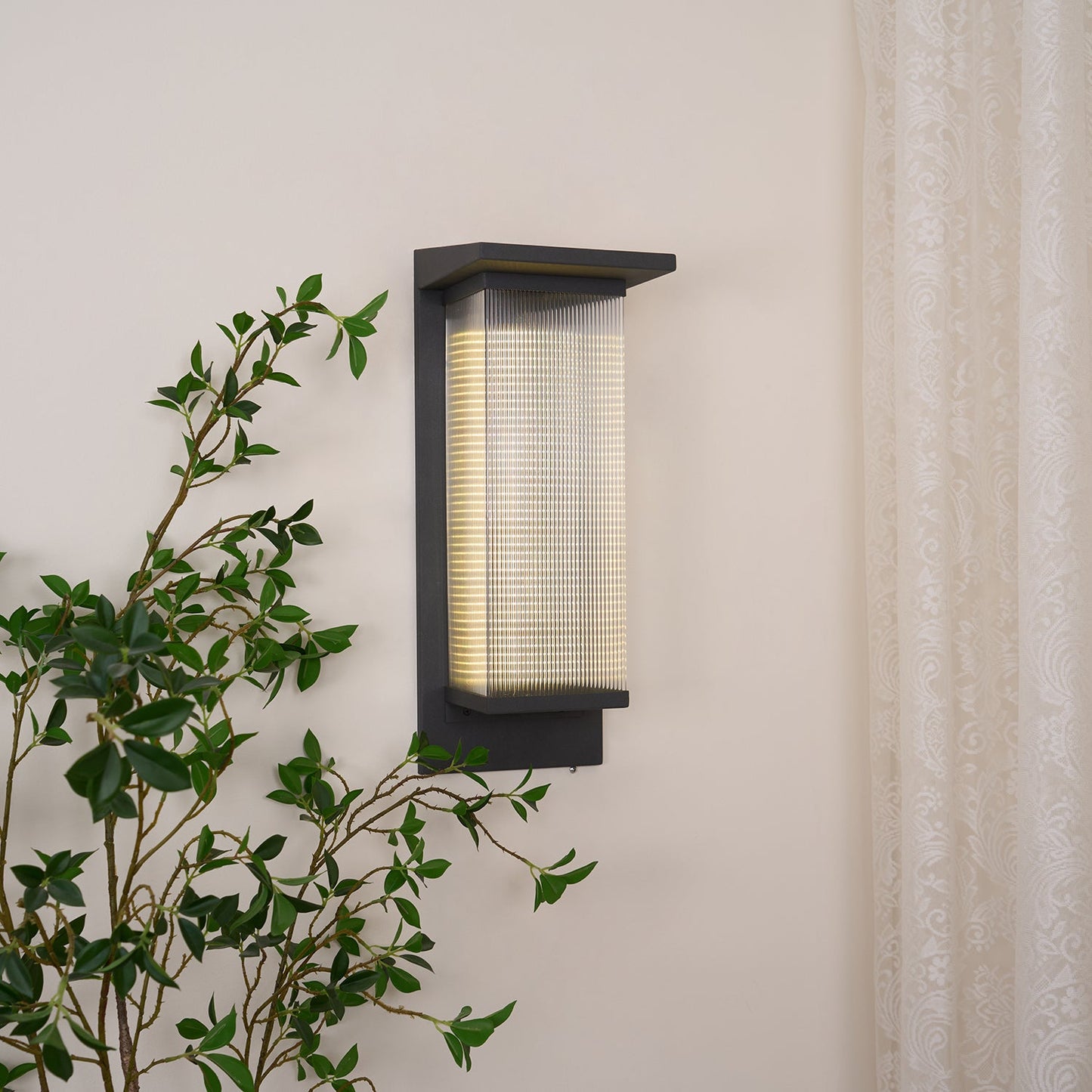 Oleron Box Outdoor Wall Lamp - Waterproof, Energy-Efficient Lighting