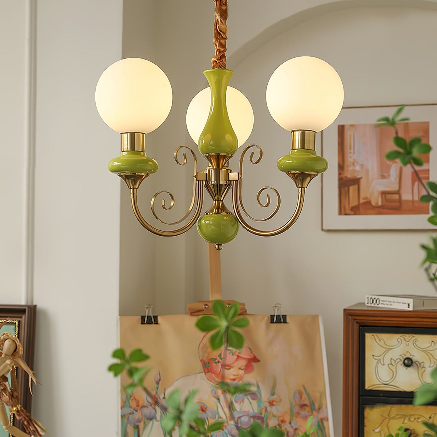 Onyx Chandelier - Elegant Lighting Fixture with Adjustable Brightness