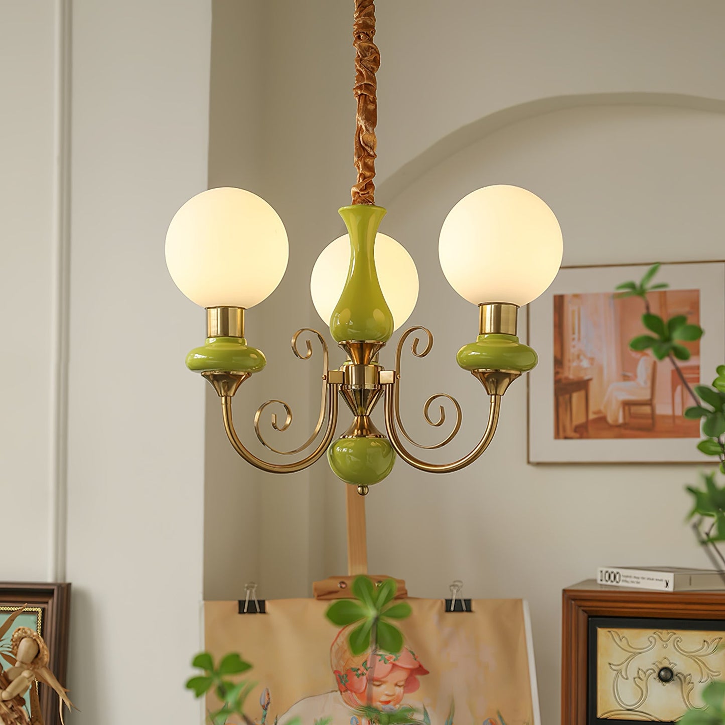 Onyx Chandelier - Elegant Lighting Fixture with Adjustable Brightness