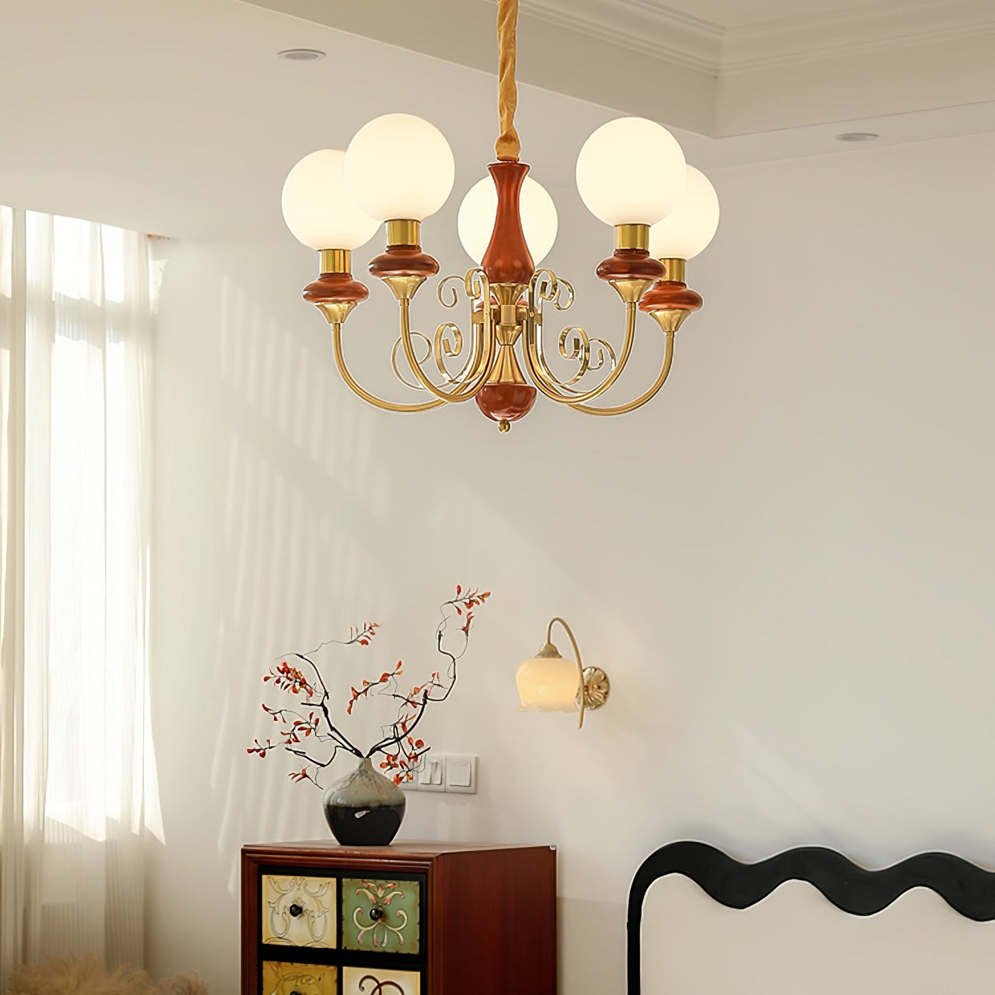Onyx Chandelier - Elegant Lighting Fixture with Adjustable Brightness