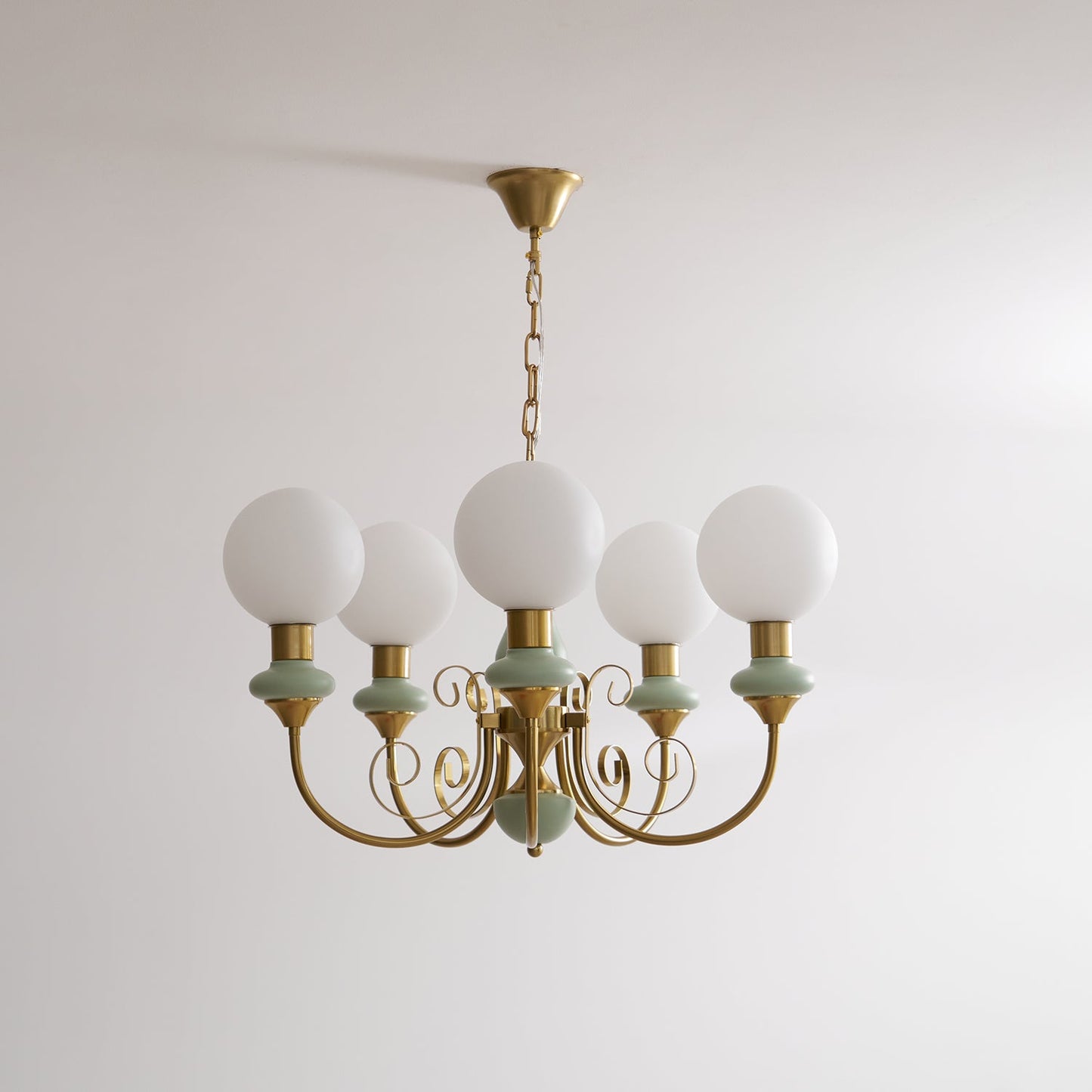 Onyx Chandelier - Elegant Lighting Fixture with Adjustable Brightness
