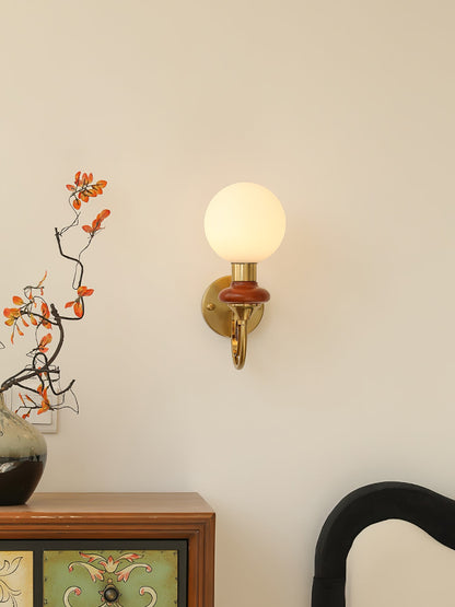 Onyx Wall Lamp - Adjustable Brightness & Energy-Efficient LED Design