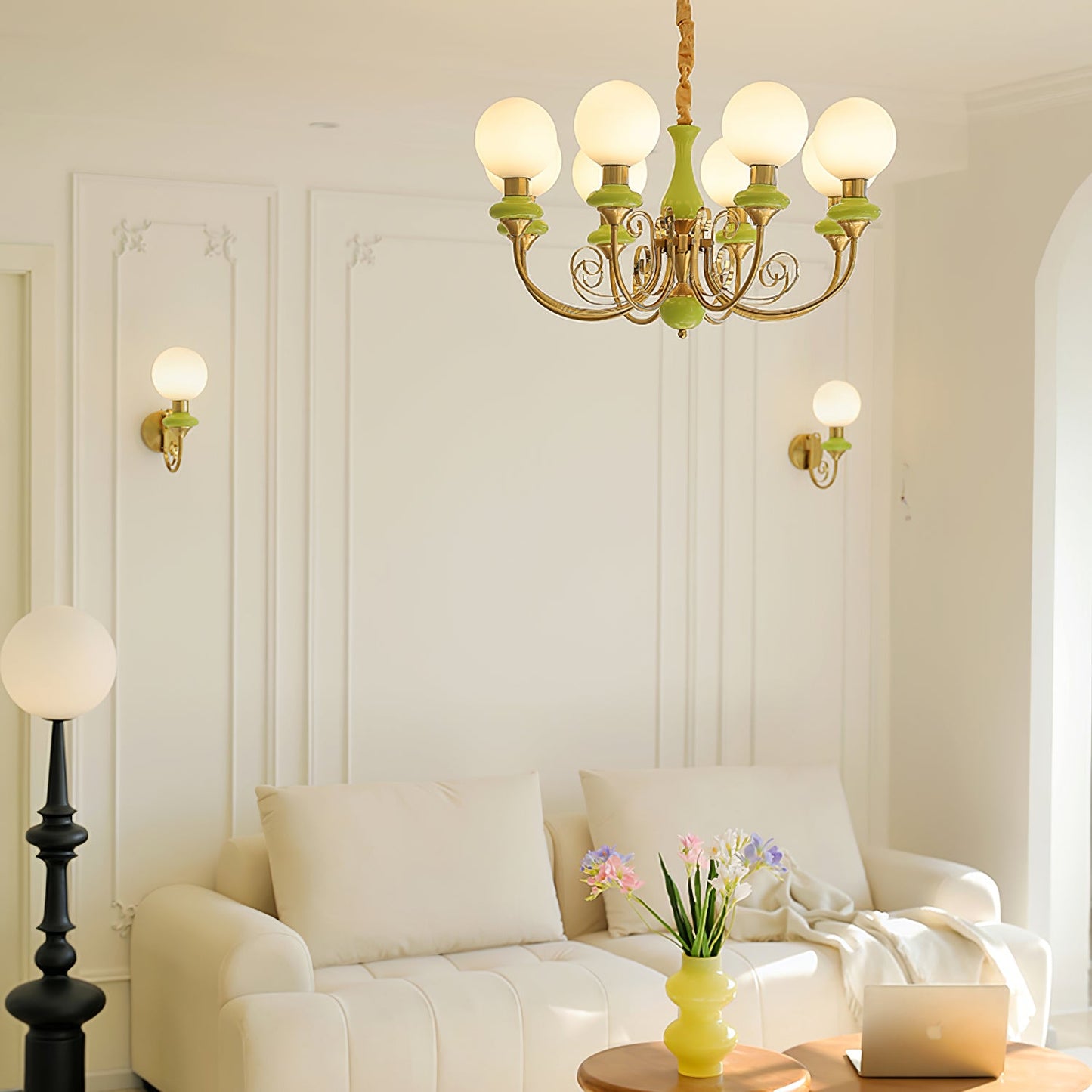 Onyx Wall Lamp - Adjustable Brightness & Energy-Efficient LED Design