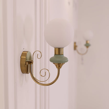Onyx Wall Lamp - Adjustable Brightness & Energy-Efficient LED Design