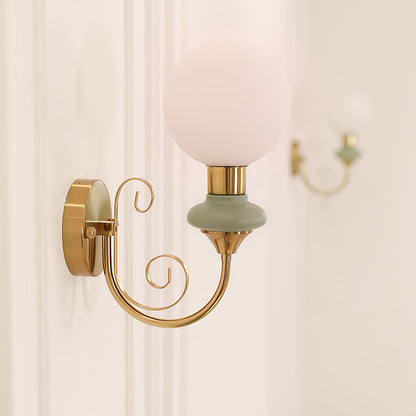 Onyx Wall Lamp - Adjustable Brightness & Energy-Efficient LED Design