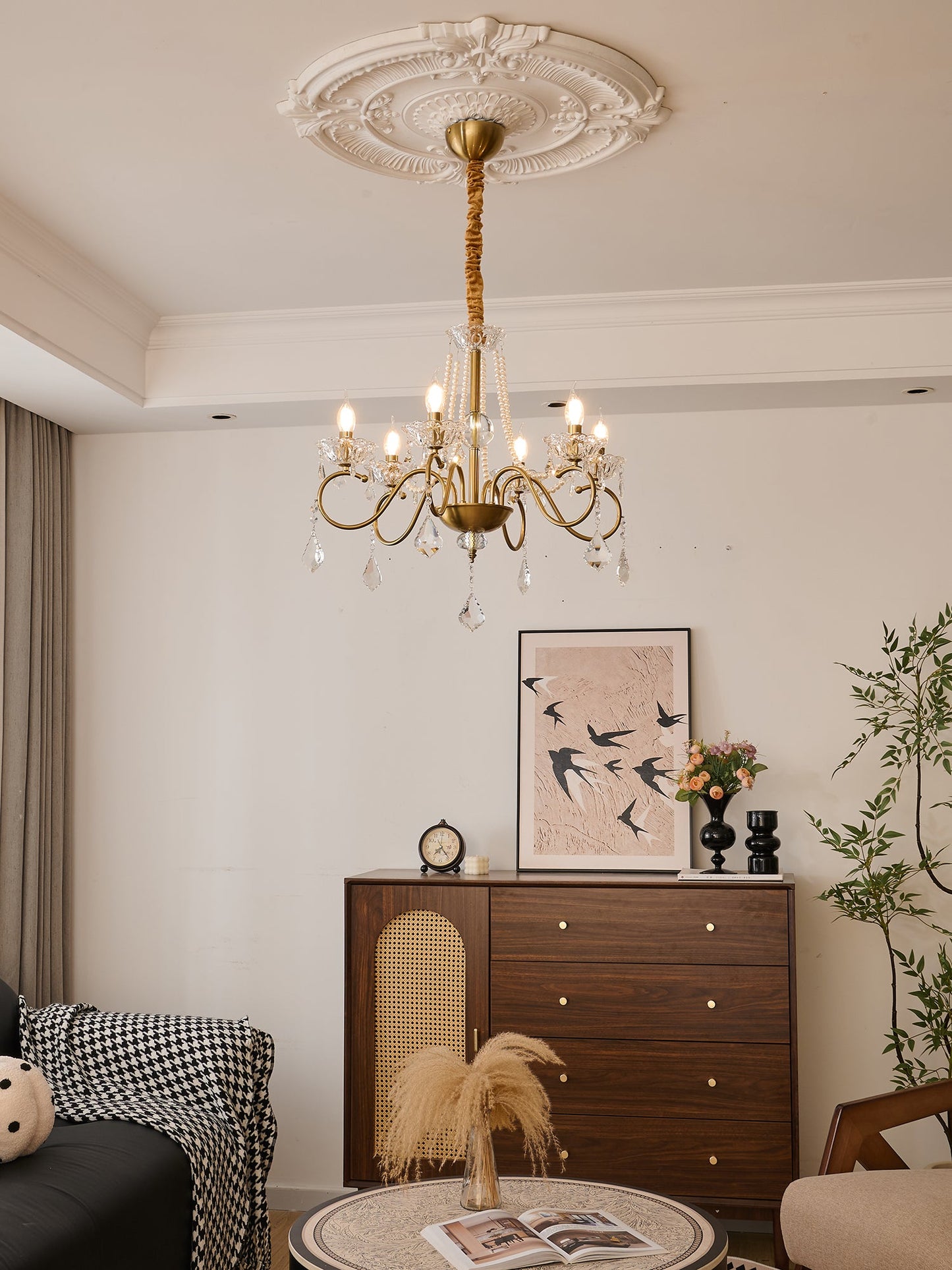 Opulent Pearl Crystal Chandelier - Elegant Design with Adjustable Heig